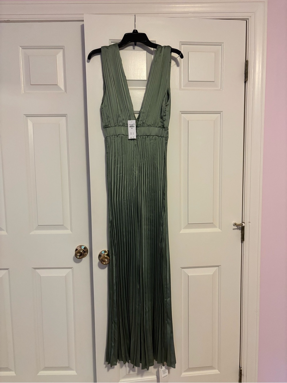 Abercrombie Sleeveless Olive Green Pleated V-Neck Jumpsuit